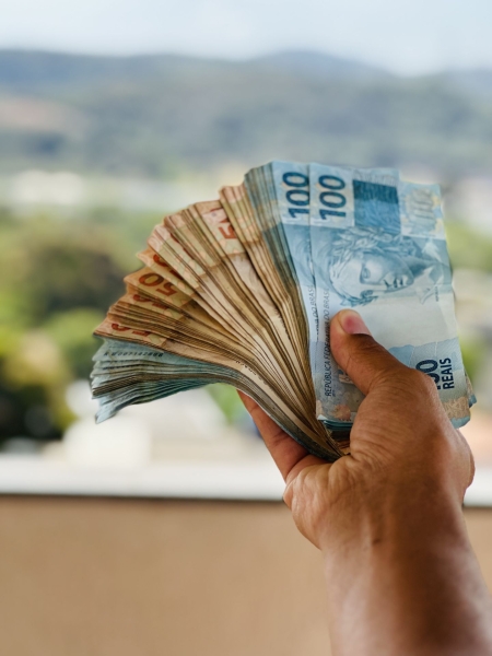 10 MIL NA CONTA
